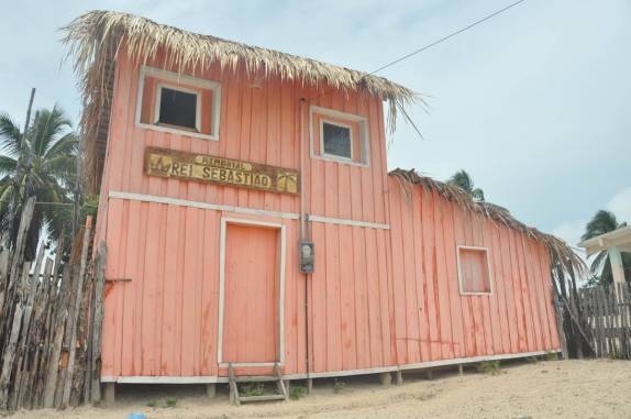 Casa que abriga o Memorial do rei Sebastião na Ilha de Lençóis, nas Reentrâncias Maranhenses - MA